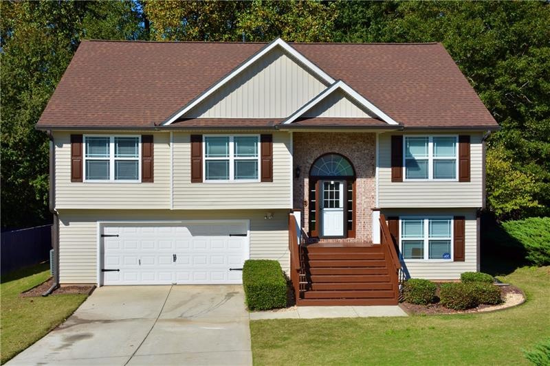 359 Searchlight Dr, Winder, GA 30680 - photo 1