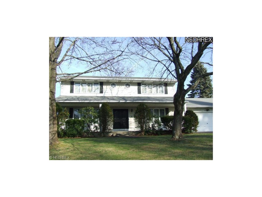 Welcome to 4601 Westmont Blvd, a roomy 3 bedroom C