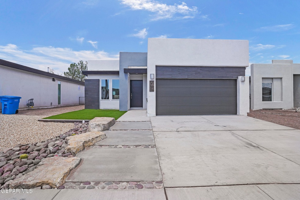 461 Plateau Dr, Socorro, TX 79927 - photo 1