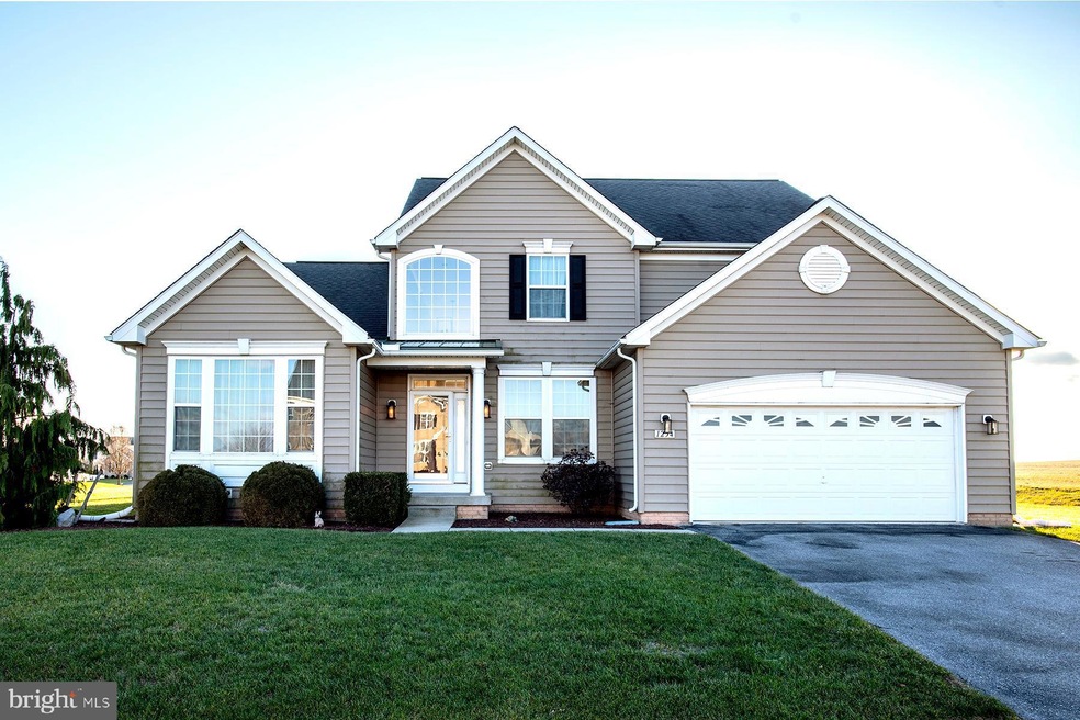 1254 Dallas Dr, Greencastle, PA 17225 - photo 1