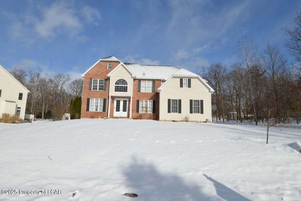 148 Fieldstone Way, Mountain Top, PA 18707 - photo 1