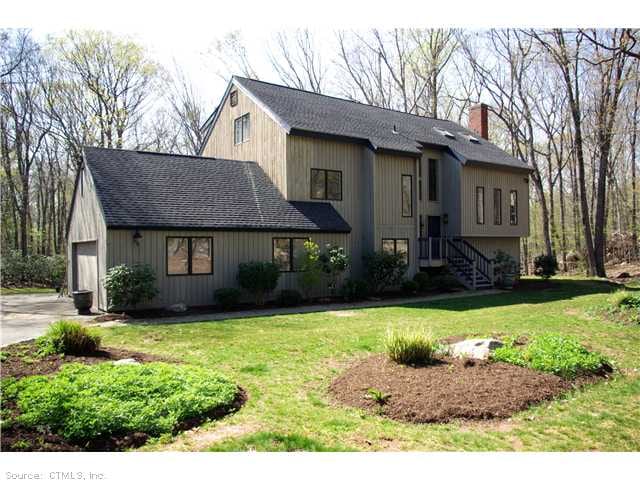 71 Denison Dr, Guilford, CT 06437 - photo 1