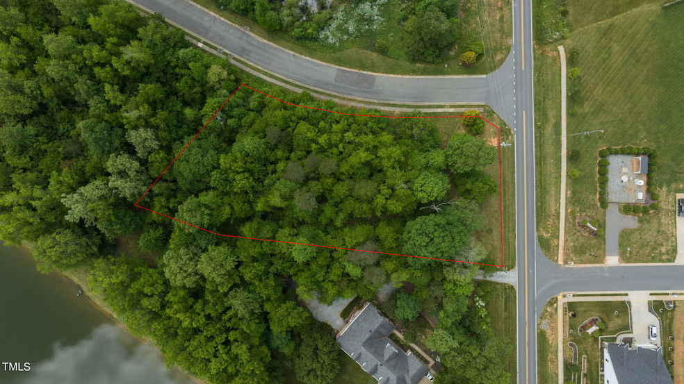 1-web-or-mls-464 W Lake Trail-1