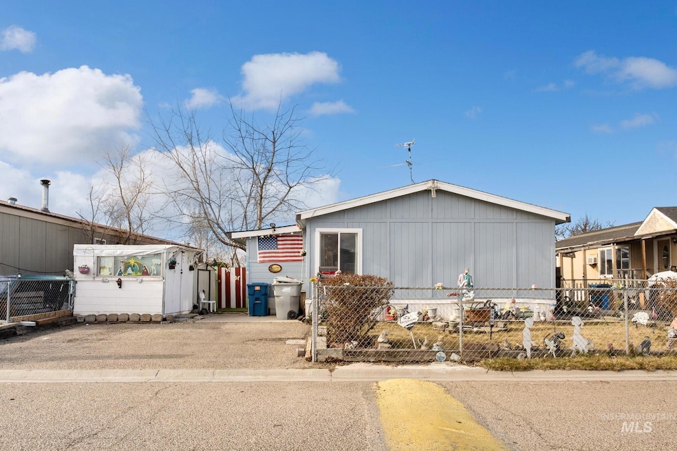 3200 Sage Dr, Caldwell, ID 83605 - photo 1