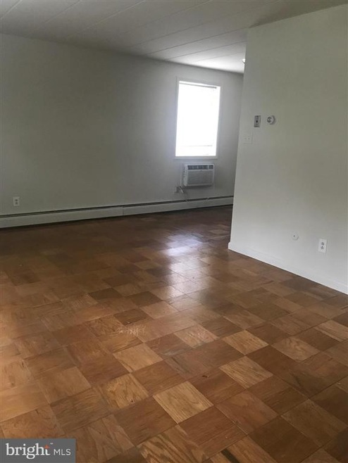 114 Park Ave unit 1A, Swarthmore, PA 19081 - photo 1