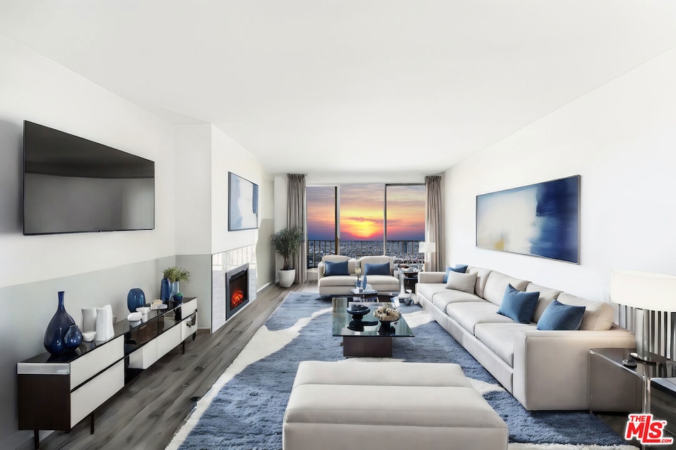 900 Euclid St unit 404, Santa Monica, CA 90403 - photo 1