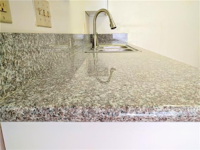 603 Bracewood Cir unit D, San Marcos, TX 78666 - photo 1