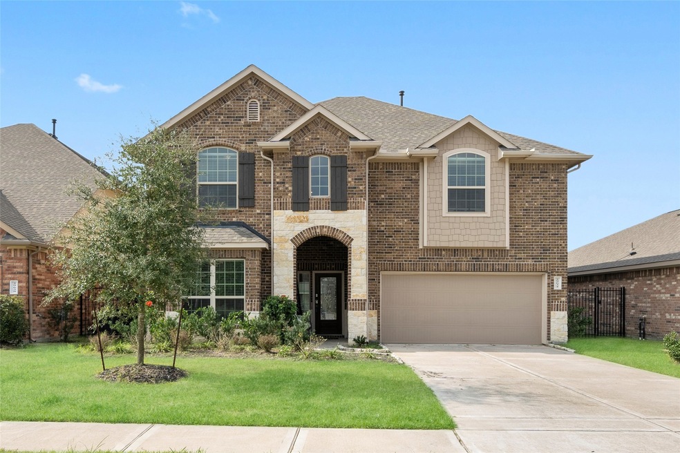 29634 Yaupon Shore Dr, Spring, TX 77386 - photo 1