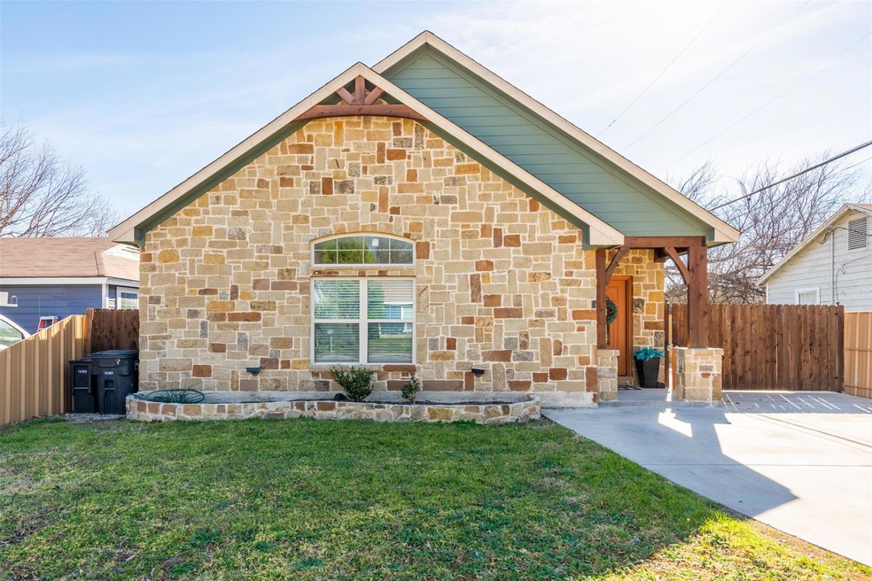 8109 Melrose St E, Fort Worth, TX 76108 - photo 1