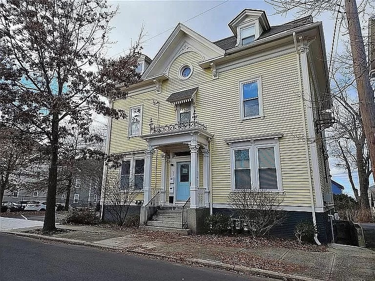 182 Camp St unit 9, Providence, RI 02906 - photo 1