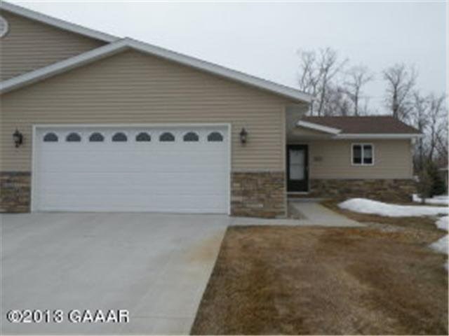 2221 Ridgedale Dr SE, Alexandria, MN 56308 - photo 1