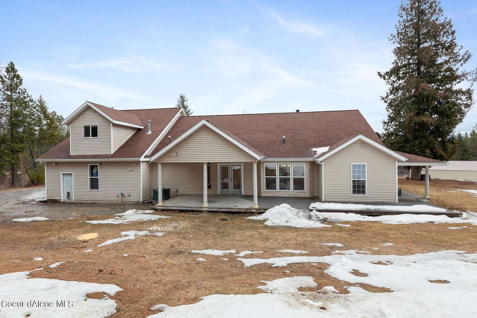 Home with Shop & Barn