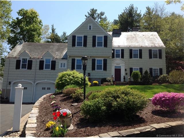Charming, meticulously maintained Colonial.