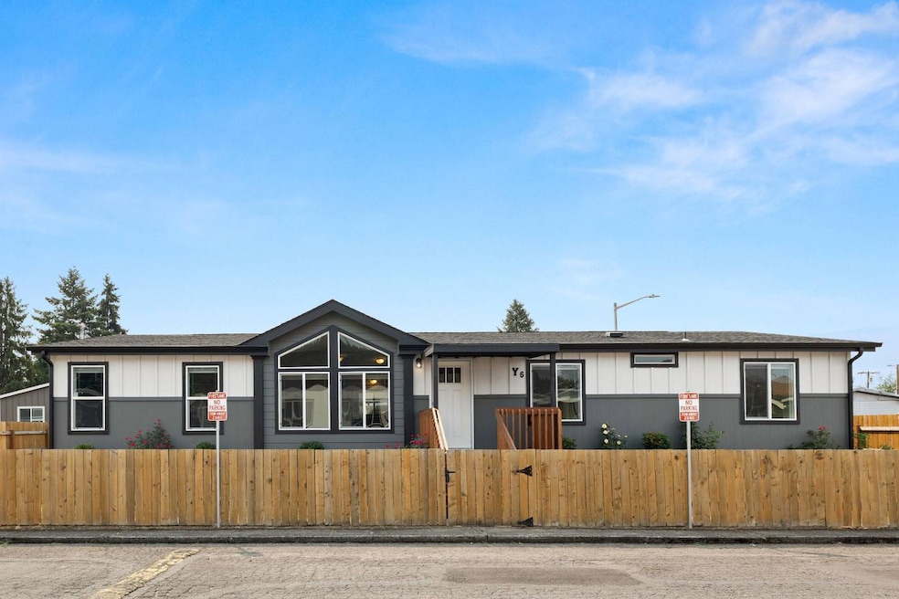 10701 SE Highway 212 unit Y6, Clackamas, OR 97015 - photo 1