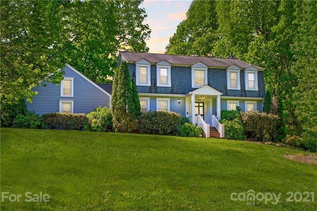 2620 Fines Creek Dr, Statesville, NC 28625 - photo 1