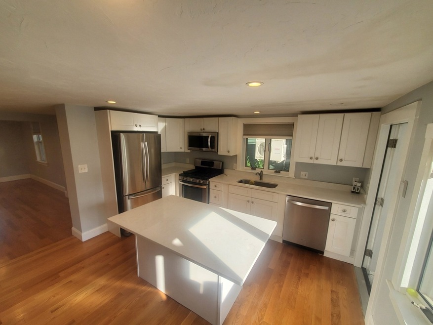 89 Front St unit 2, Weymouth, MA 02188 - photo 1