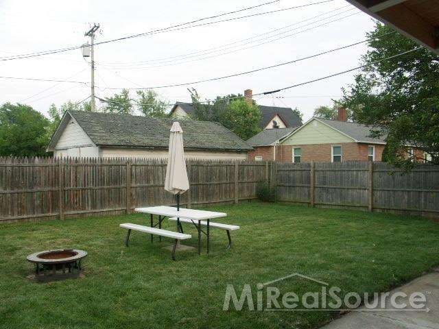 1518 Miller St, Port Huron, MI 48060 - photo 1