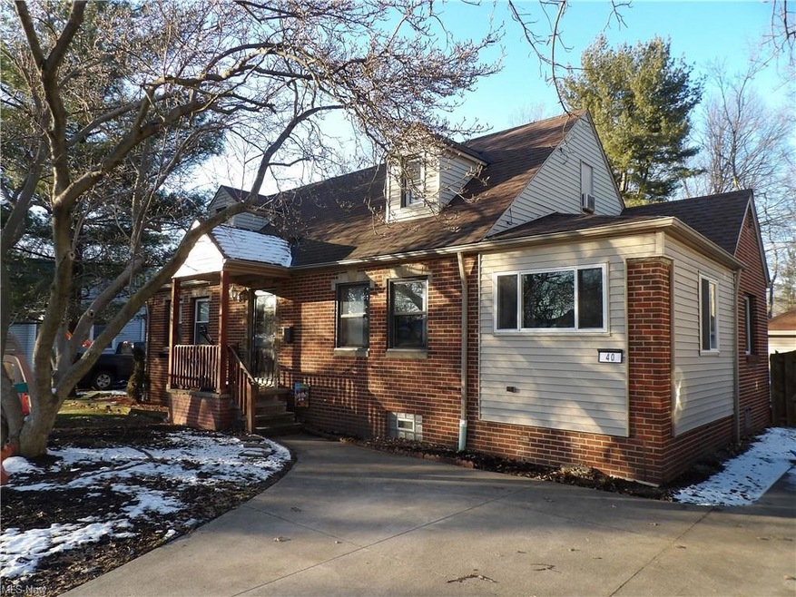 Welcome to 40 Sprague Rd. Your next DREAM Home.