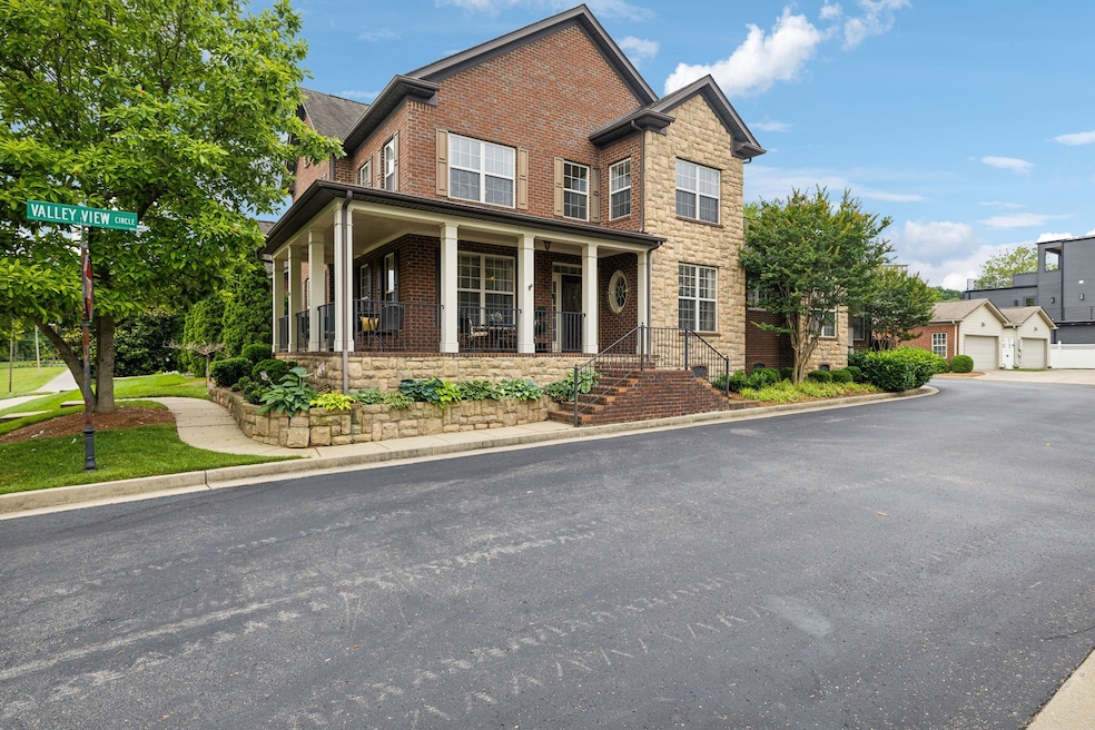 Sold $740,000 • Co-Listing Agent