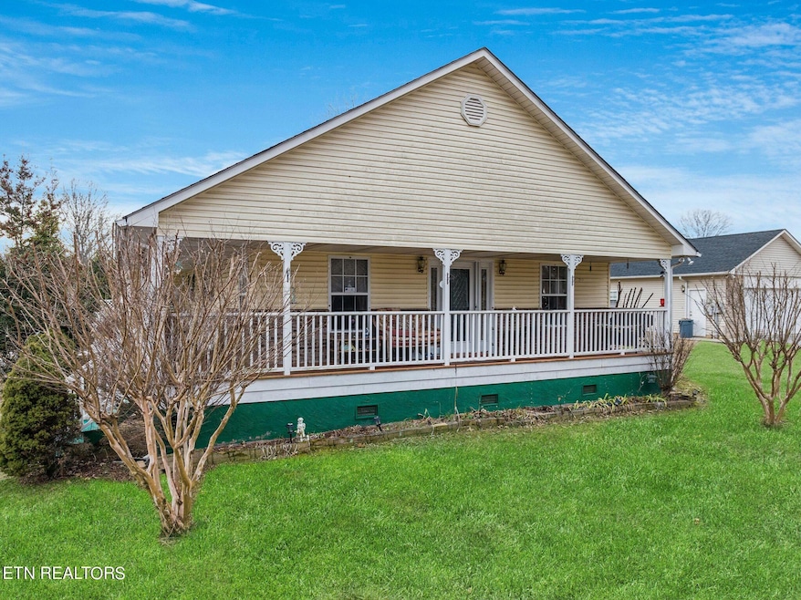 42-web-or-mls-Front - Grass 3