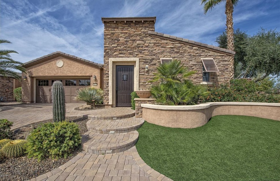001_Beautiful Curb Appeal