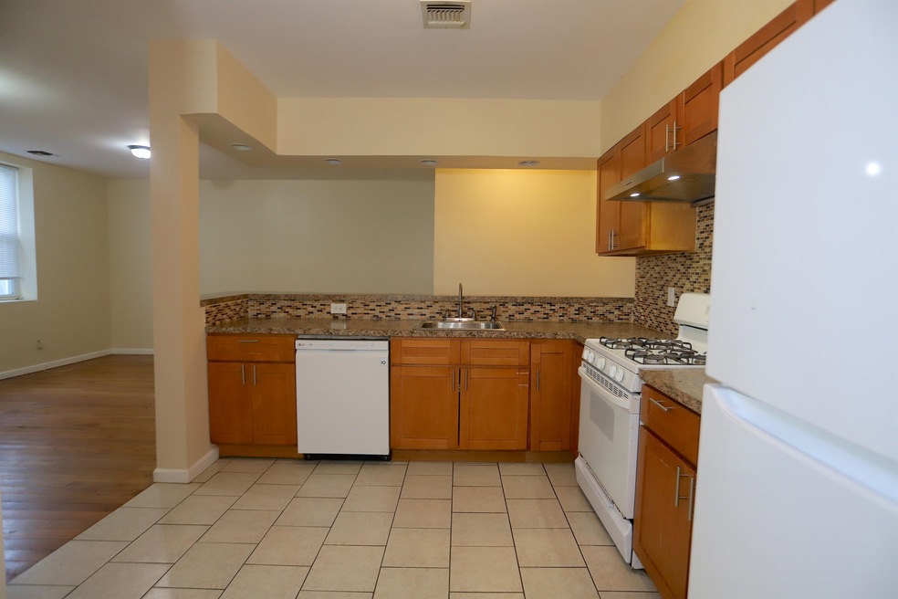 615 22nd St unit 1, Union City, NJ 07087 - photo 1