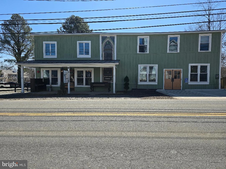 6 W Loudoun St, Round Hill, VA 20141 - photo 1