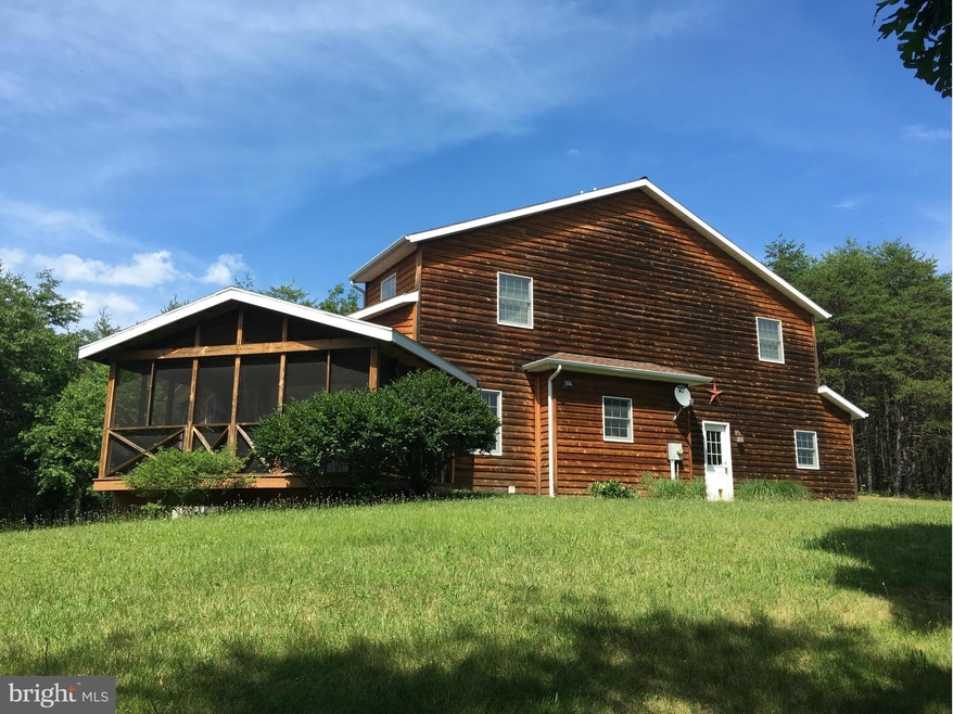 148 Donegal Ln, Berkeley Springs, WV 25411 - photo 1