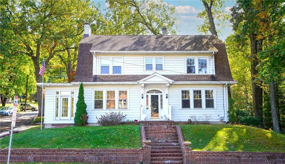 750 E Broad St, Tamaqua, PA 18252 - photo 1