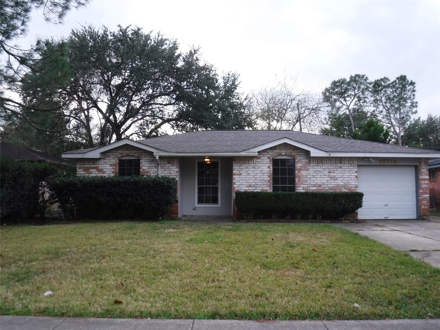 16714 David Glen Dr, Friendswood, TX 77546 - photo 1