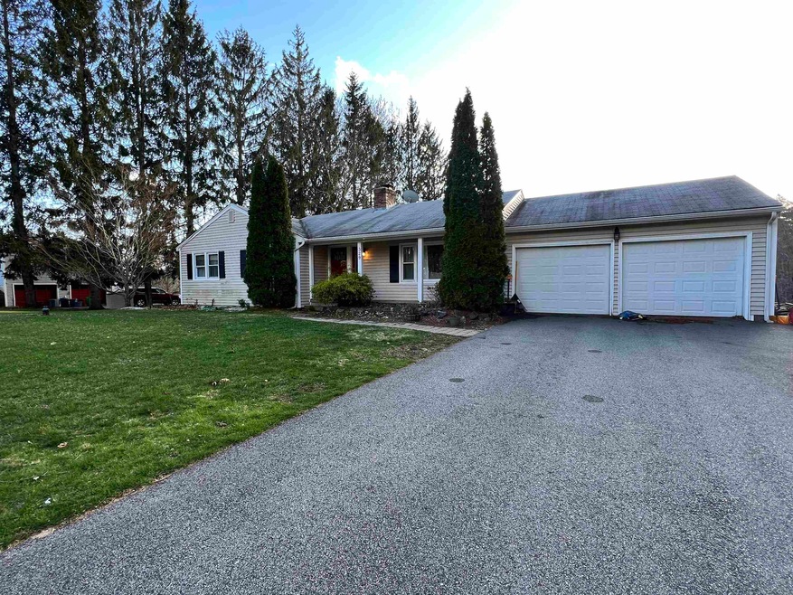 329 Bayside Rd, Greenland, NH 03840 - photo 1