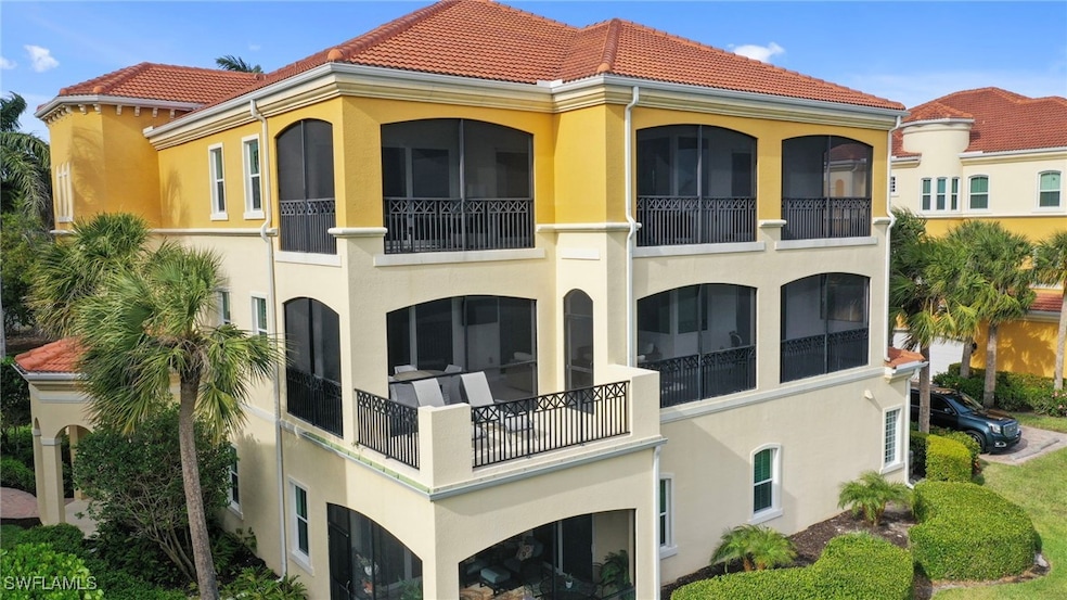 2nd floor carriage home