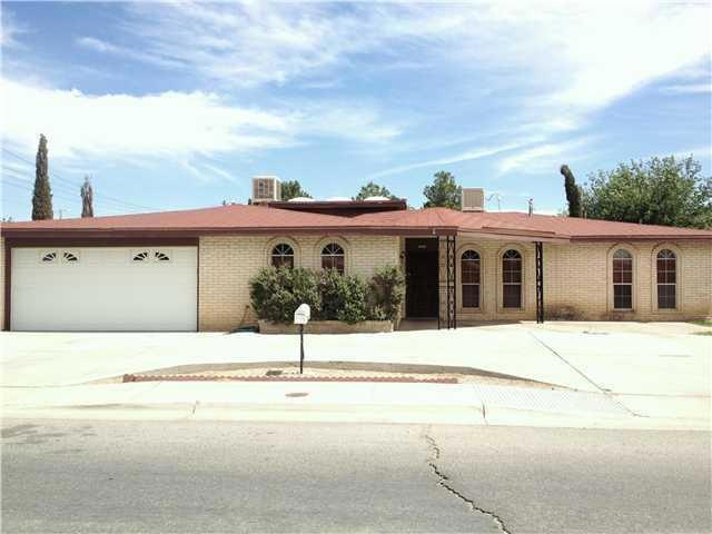 562 Lafayette Dr, El Paso, TX 79915 - photo 1