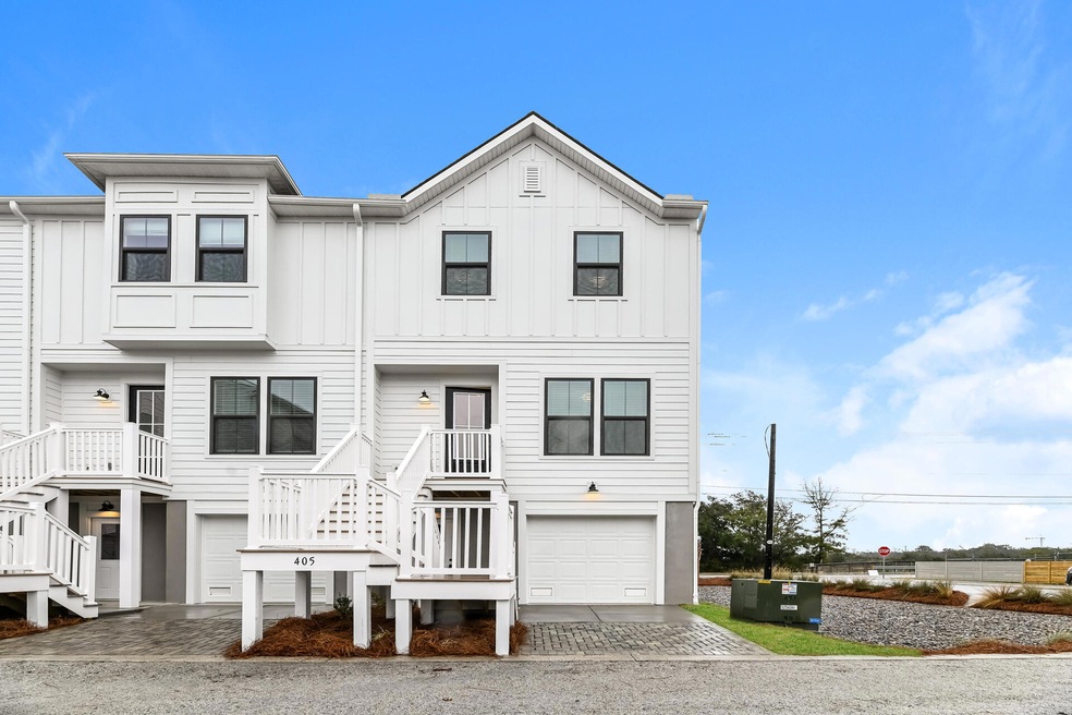 000-photo-front-view-14324458
