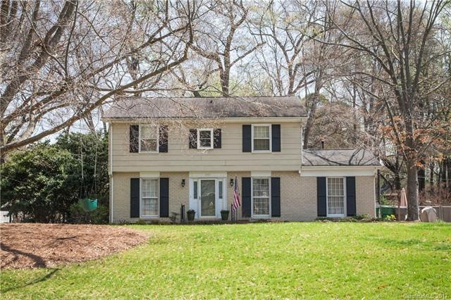 Welcome home to 5707 Wadebridge Cove.