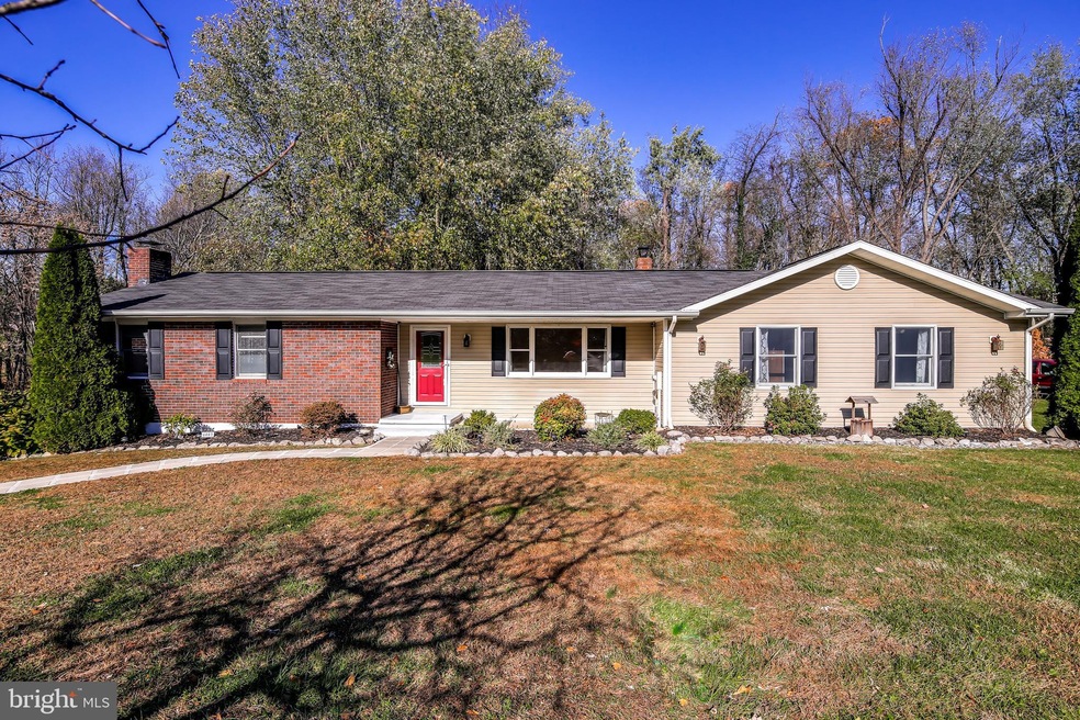 6003 Crossway Ct, Sykesville, MD 21784 - photo 1