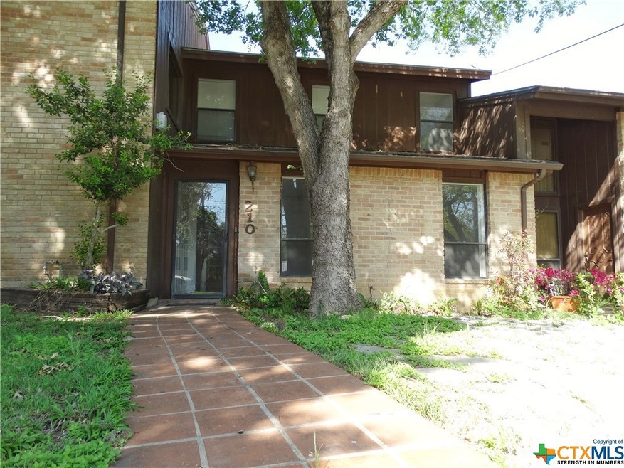 210 Scott St, San Marcos, TX 78666 - photo 1