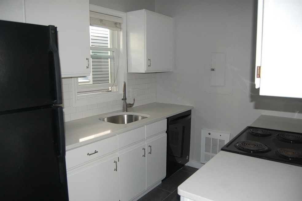 9 Winthrop St unit 2, Charlestown, MA 02129 - photo 1