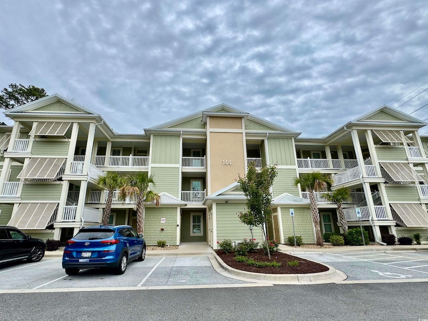 Under Contract $352,000