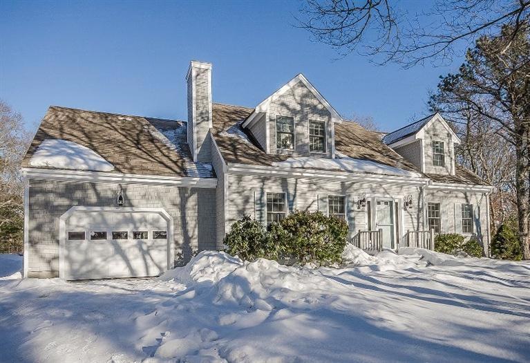 4 N Bournes Pond Rd, East Falmouth, MA 2536 - photo 1