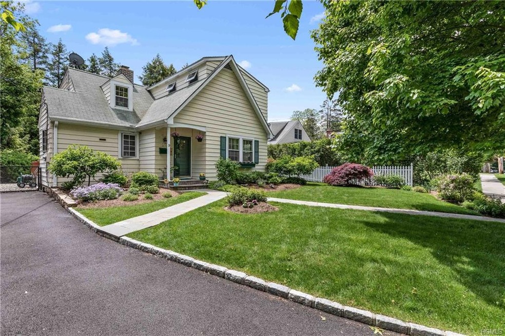 9 Sunset Dr, Croton On Hudson, NY 10520 - photo 1