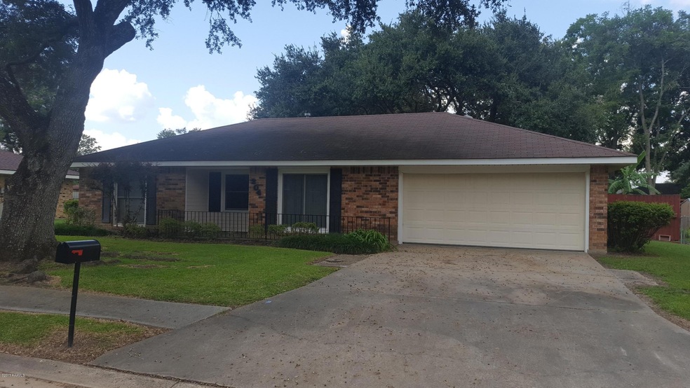 Lovely 3 Bedroom 2 Bath Home