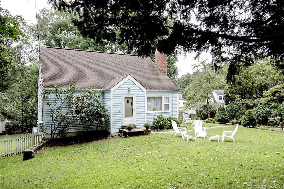 329 W Cedar St, Norwalk, CT 06854 - photo 1