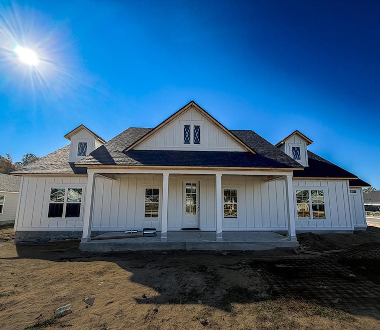 216 Barry Field Cir, Hahira, GA - photo 1