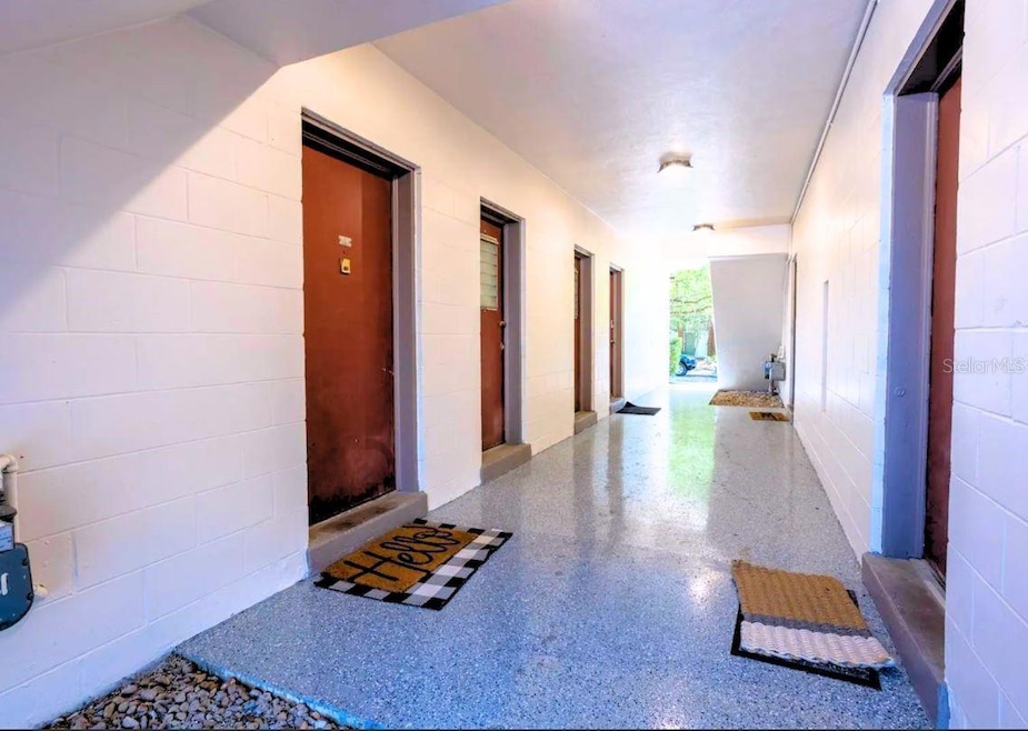 1700 SW 16th Ct unit D-2, Gainesville, FL 32608 - photo 1