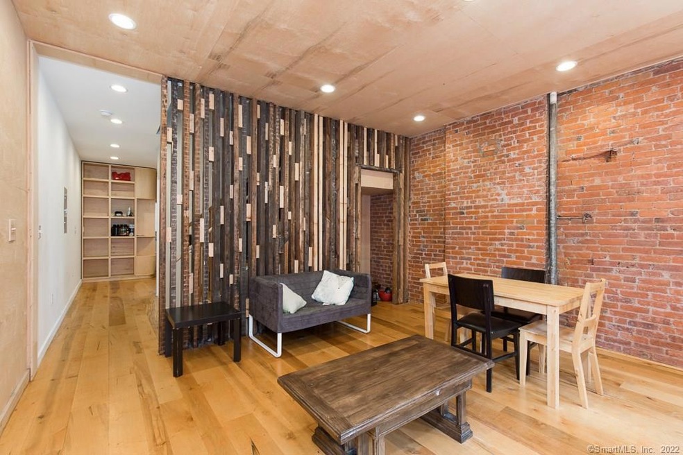 261 Orange St unit 2L, New Haven, CT 06510 - photo 1