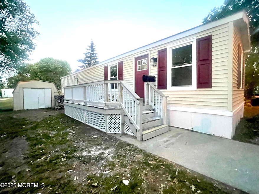 51 Sams Trailer Ct, Hazlet, NJ 07730 - photo 1