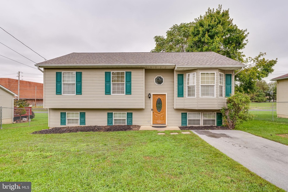 205 Preston Place, Ranson, WV 25438 - photo 1