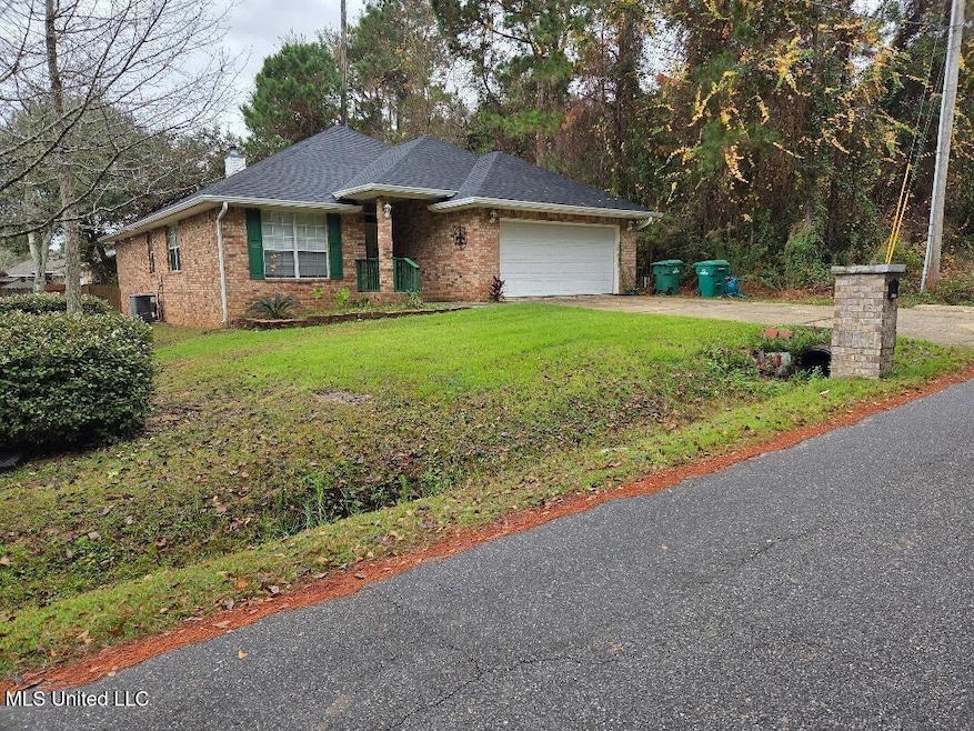 For Sale $305,000 • Co-Listing Agent