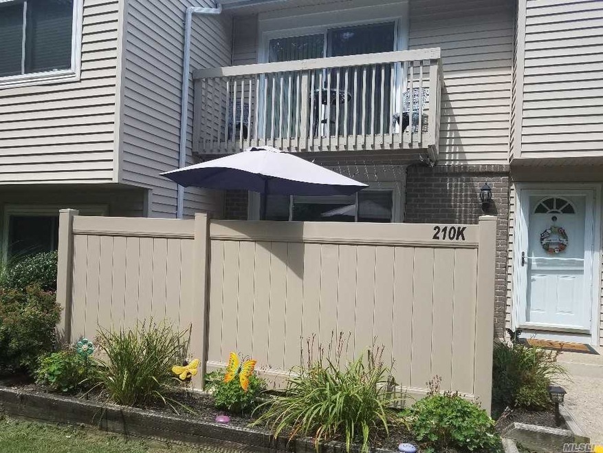 210 Springmeadow Dr unit K, Holbrook, NY 11741 - photo 1